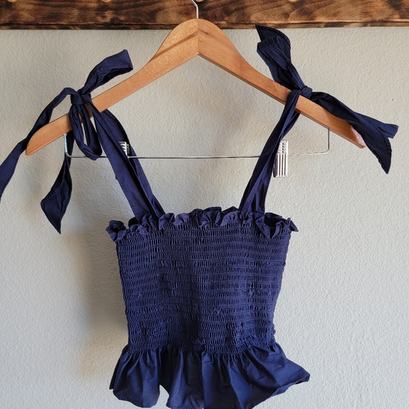 Nwot Selftie Smocked Tank Top - Picture 2 of 2